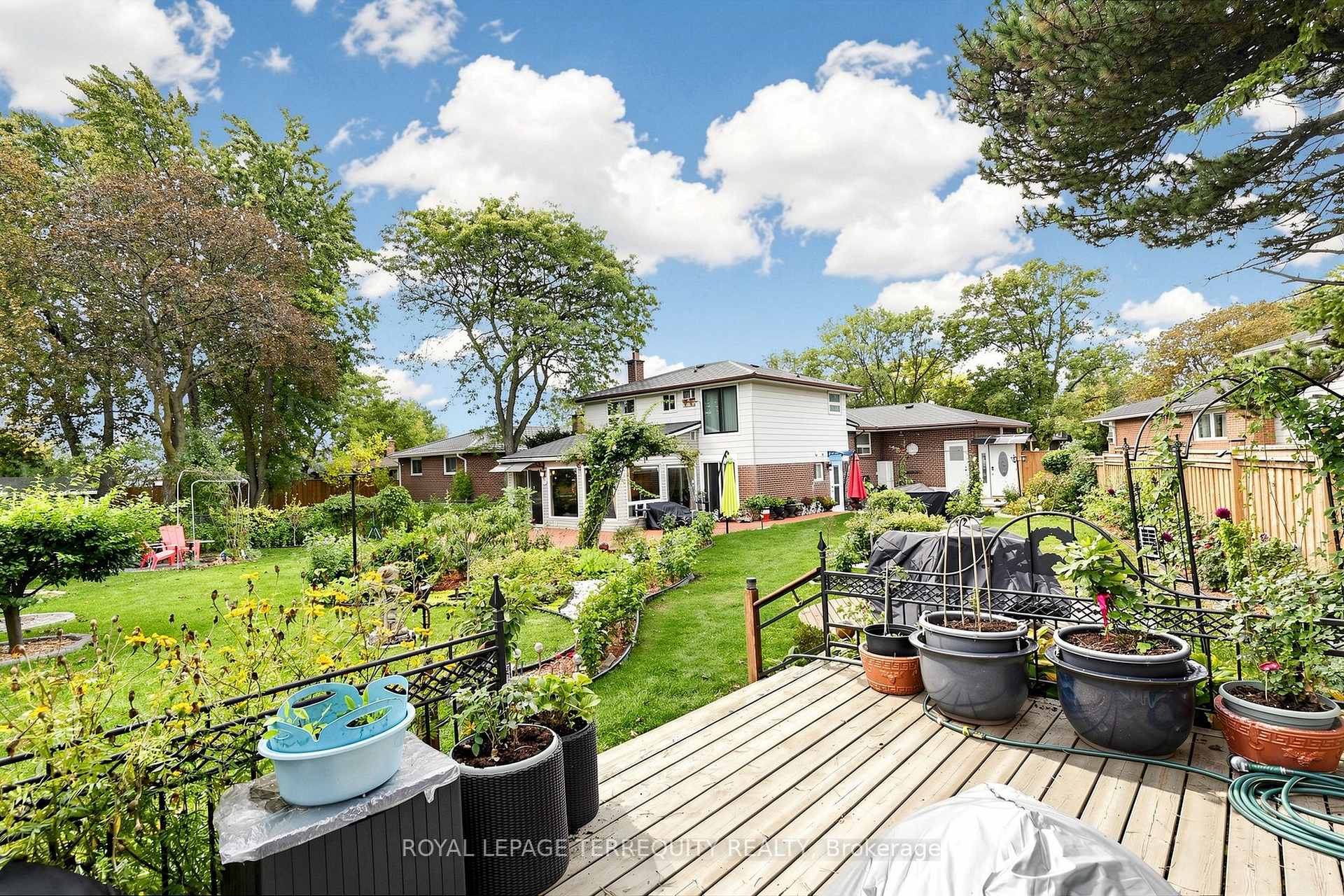Photo 41 of 3253 Ibbetson Crescent, Mississauga, Erindale — HOMEH