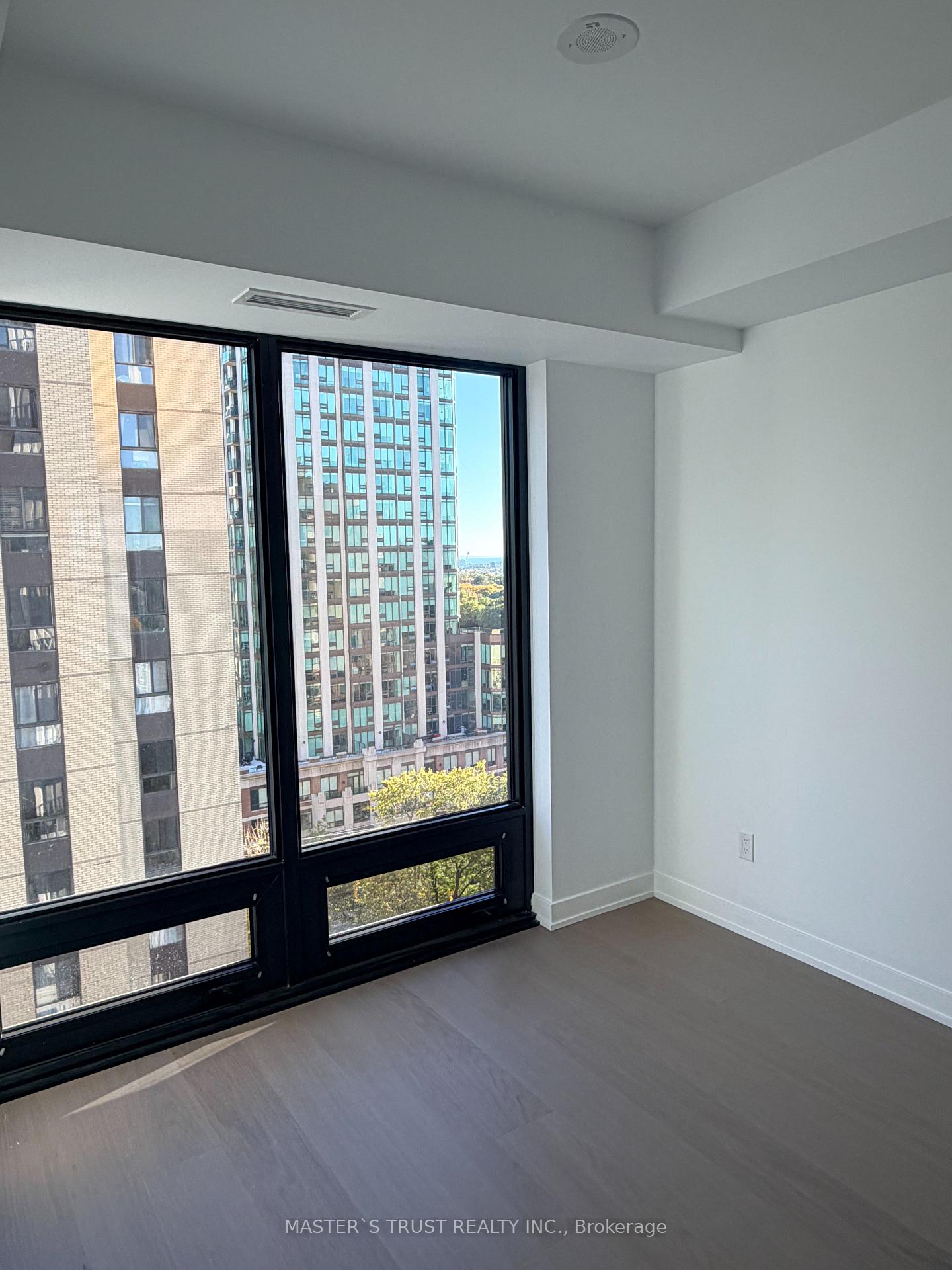 Photo 1 of Unit 1705, 91 Montclair Avenue, Toronto, Forest Hill South — HOMEH