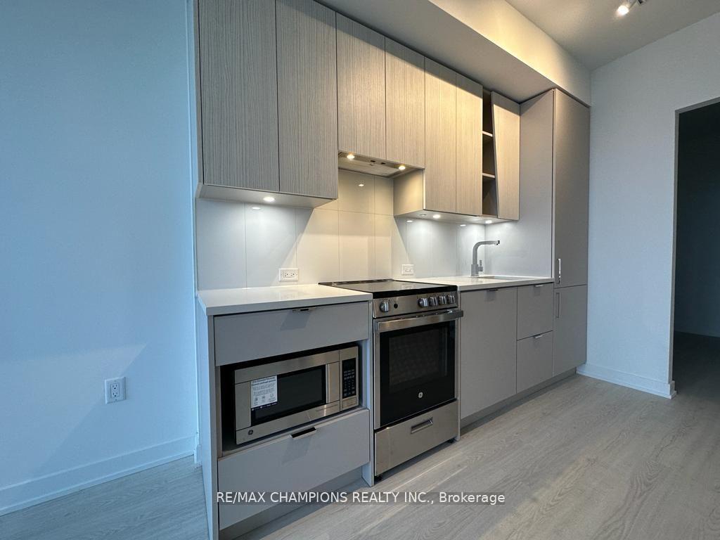 Photo 10 of Unit 5905, 3883 Quartz Road, Mississauga, City Centre — HOMEH