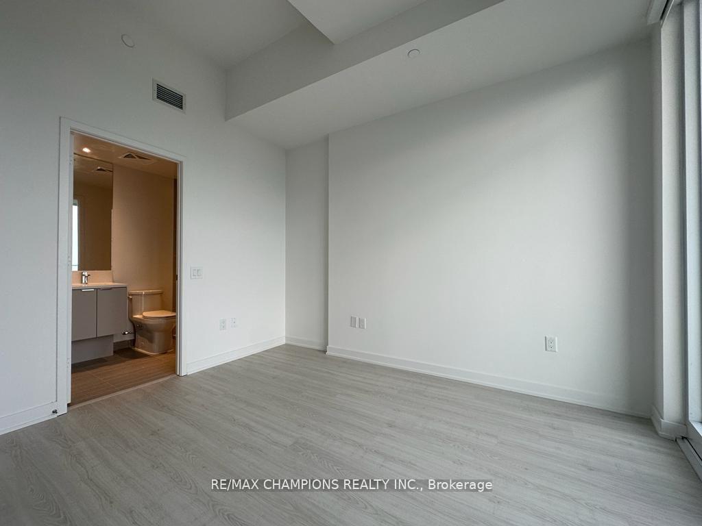 Photo 15 of Unit 5905, 3883 Quartz Road, Mississauga, City Centre — HOMEH