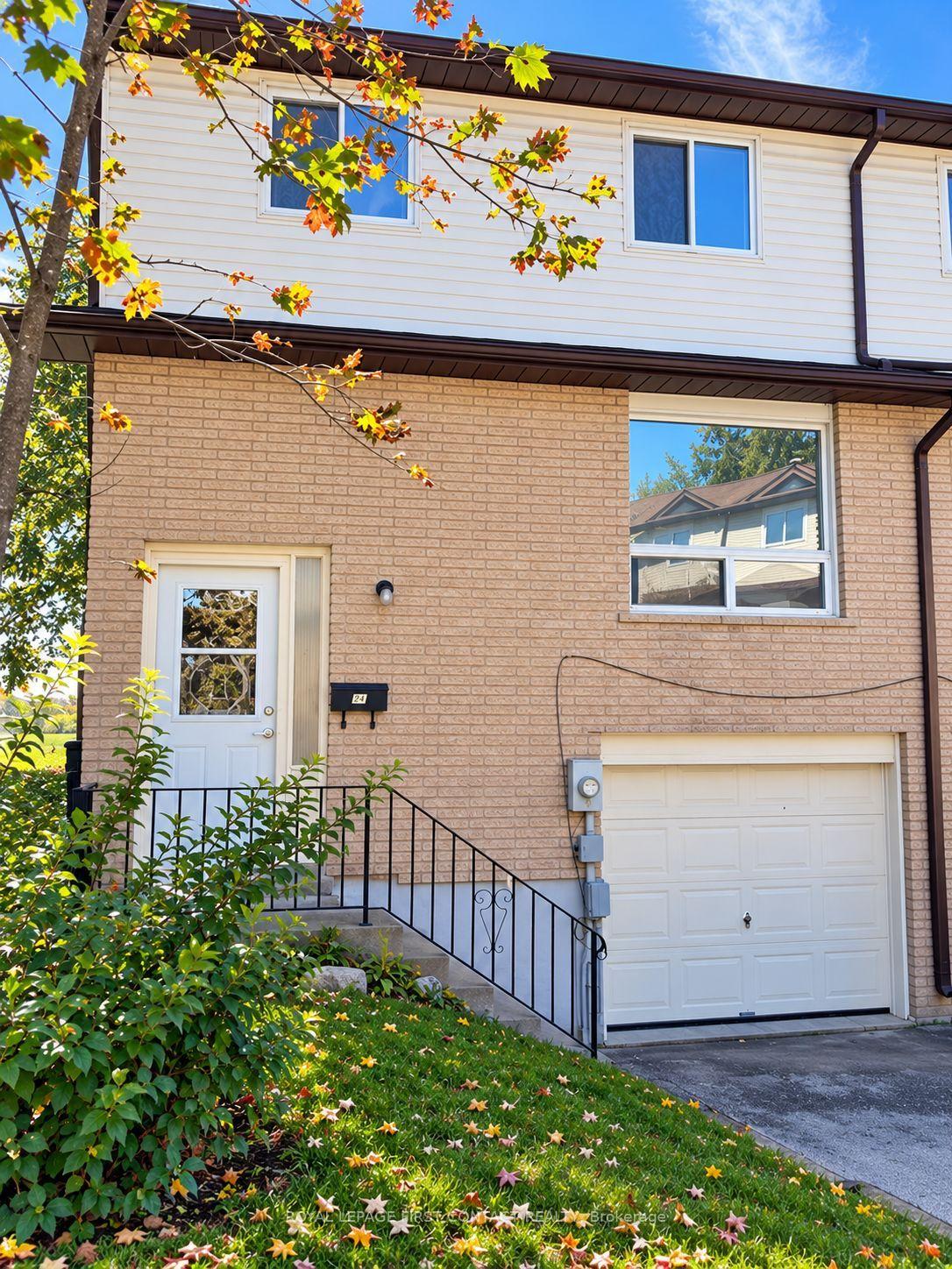 Photo of Unit 44, 1095 Mississaga Street W