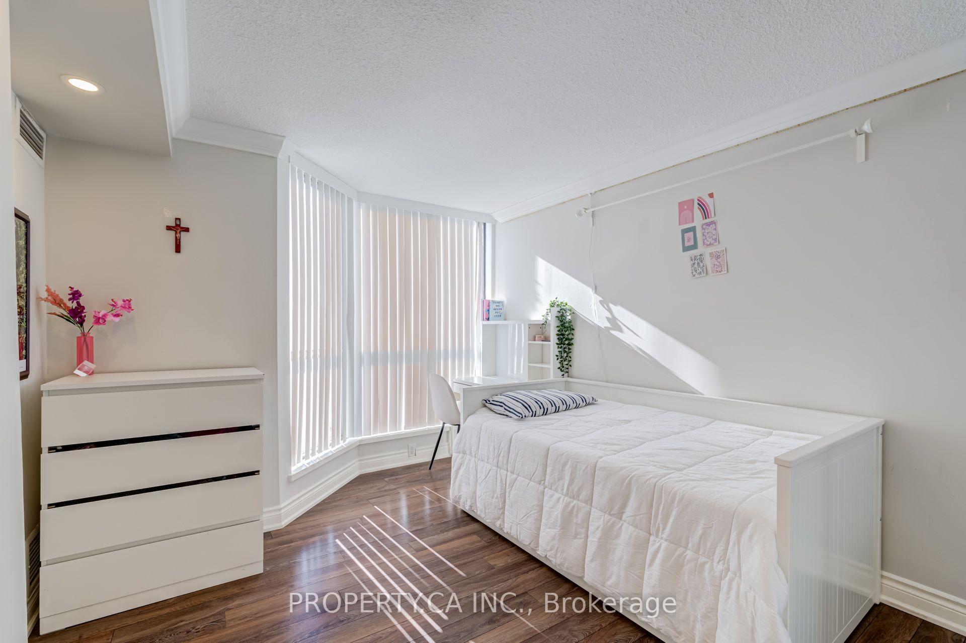 Photo 21 of Unit 601, 1155 Bough Beeches Boulevard, Mississauga, Rathwood — HOMEH