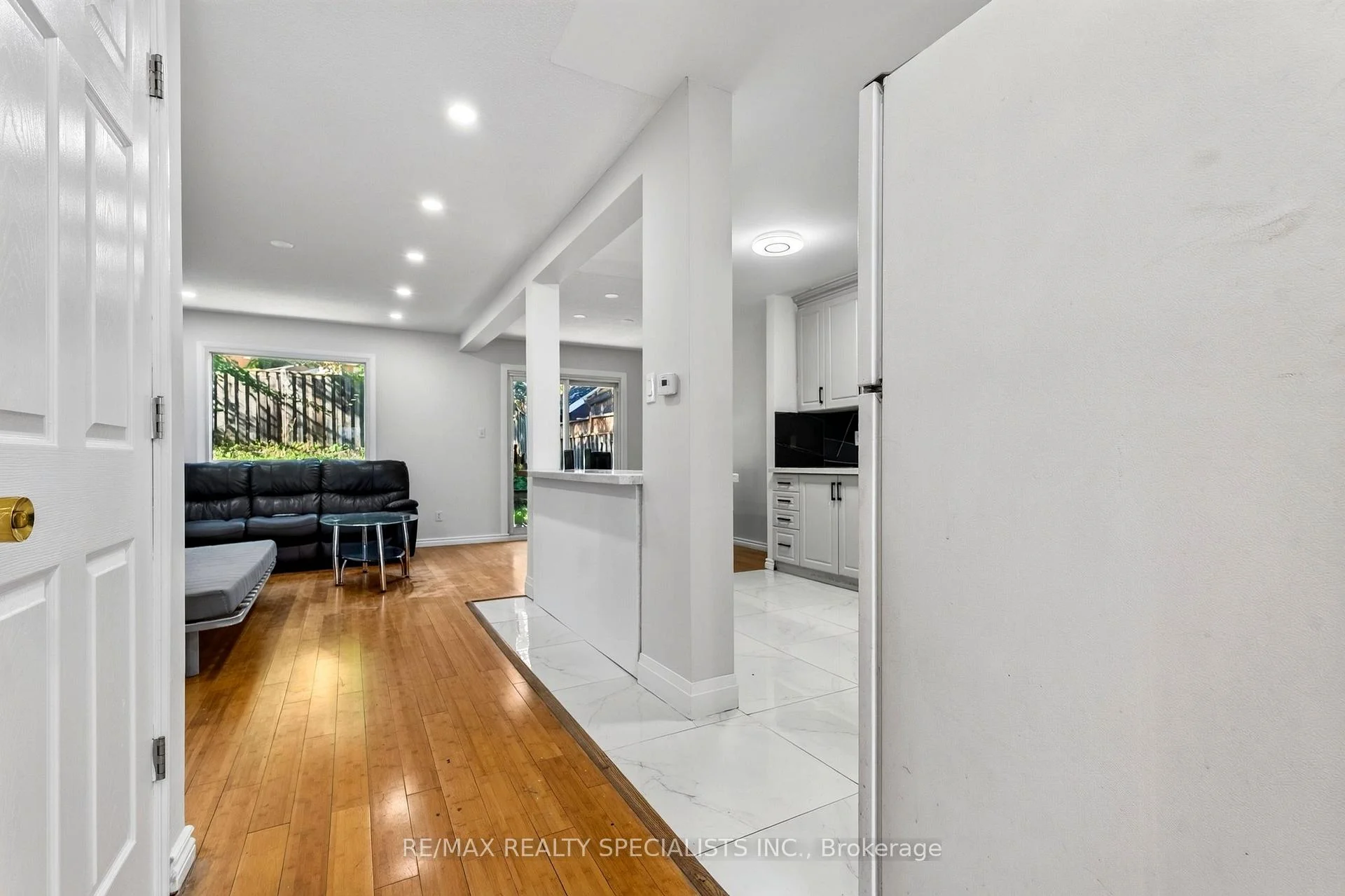 Photo 9 of 4134 Clevedon Drive, Mississauga, Rathwood — HOMEH