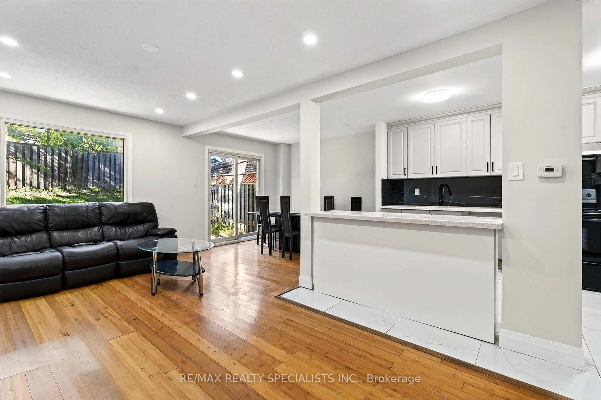 Photo 10 of 4134 Clevedon Drive, Mississauga, Rathwood — HOMEH