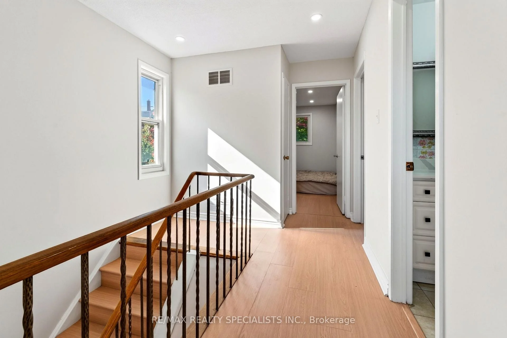 Photo 21 of 4134 Clevedon Drive, Mississauga, Rathwood — HOMEH