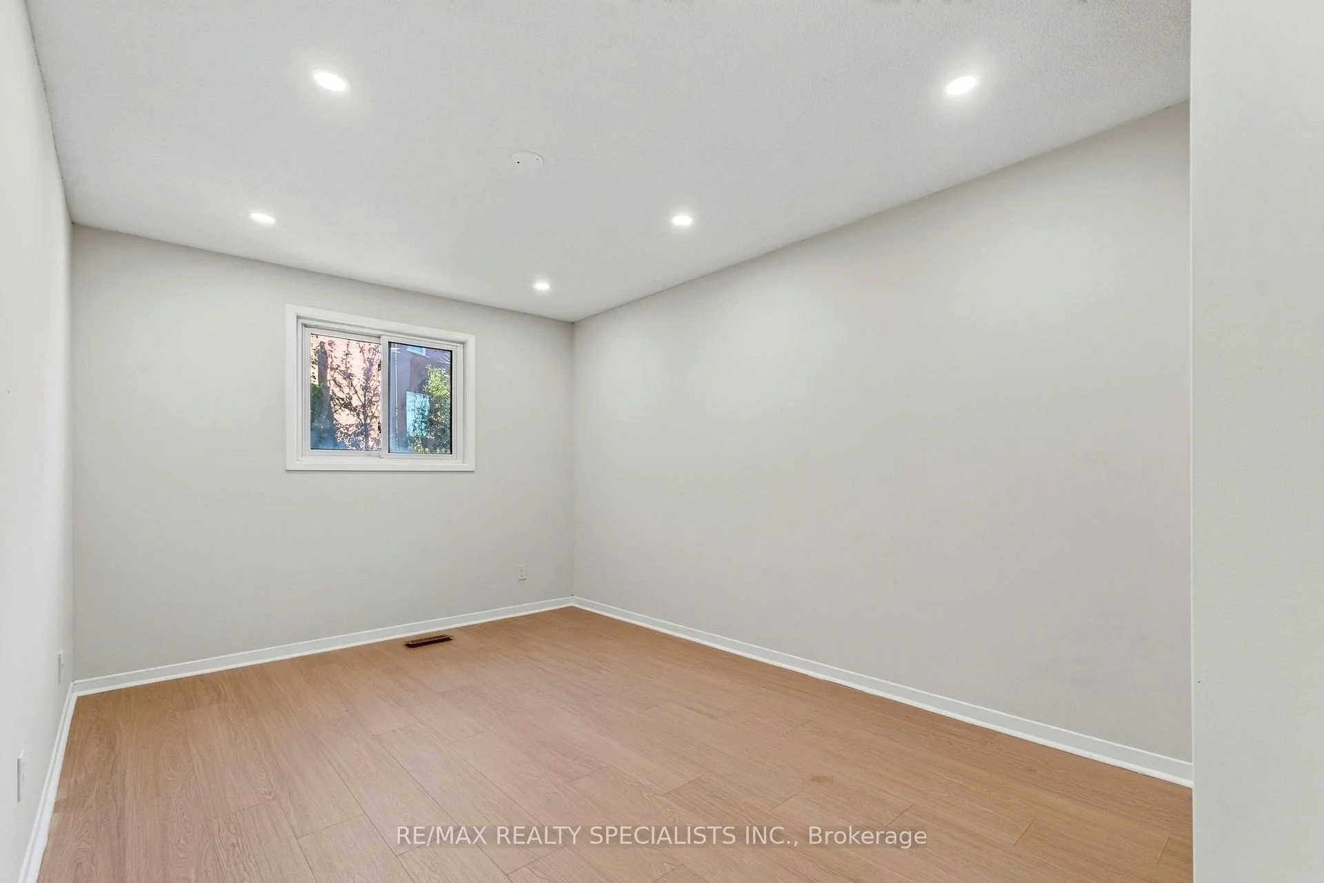 Photo 25 of 4134 Clevedon Drive, Mississauga, Rathwood — HOMEH