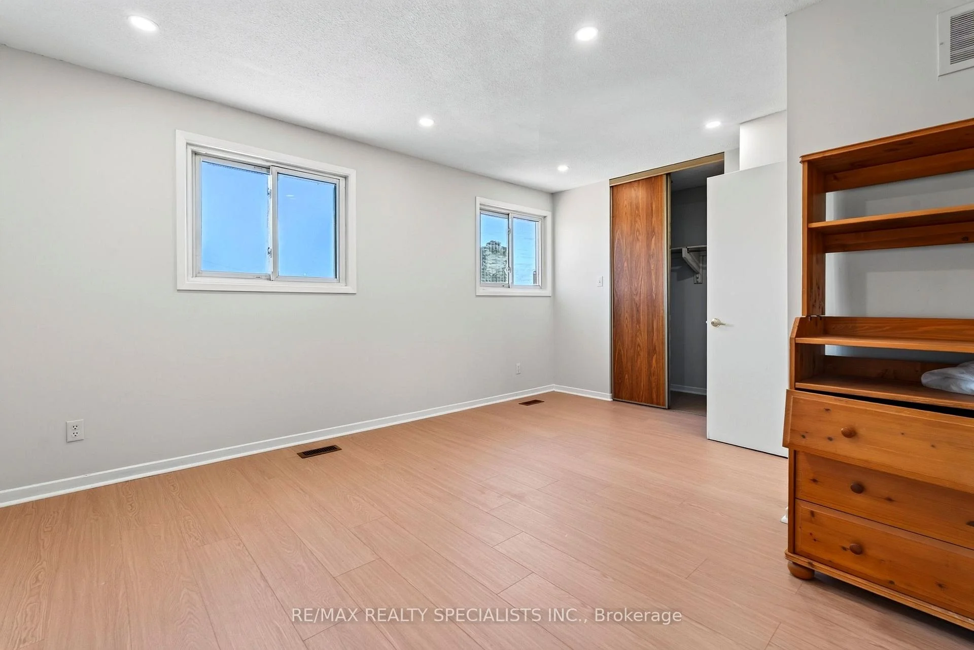 Photo 33 of 4134 Clevedon Drive, Mississauga, Rathwood — HOMEH