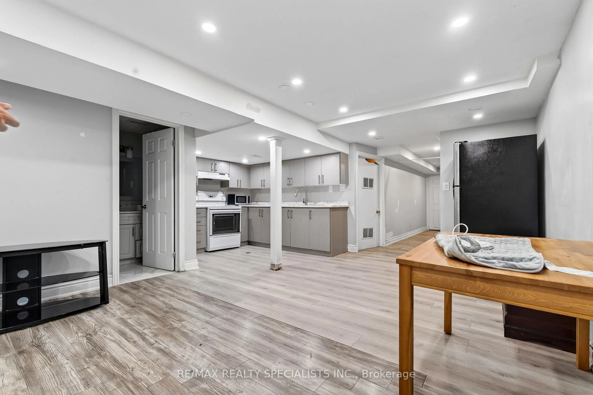 Photo 37 of 4134 Clevedon Drive, Mississauga, Rathwood — HOMEH