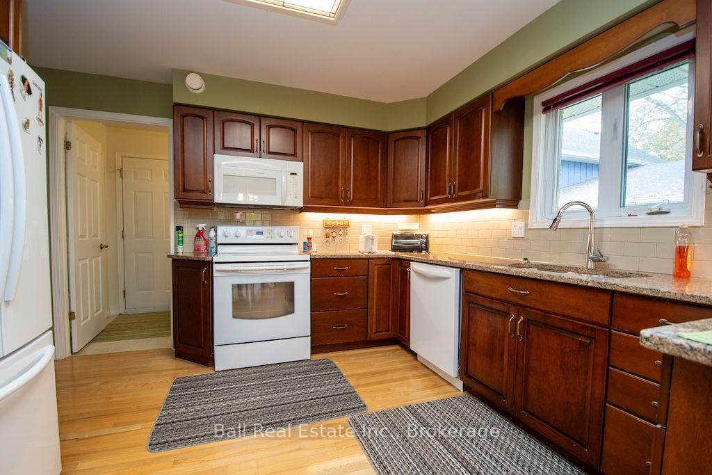Photo 11 of 90 Albert Street, Selwyn — HOMEH