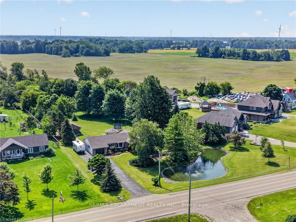 Photo 4 of 952 Robinson Road, Haldimand, Dunnville — HOMEH