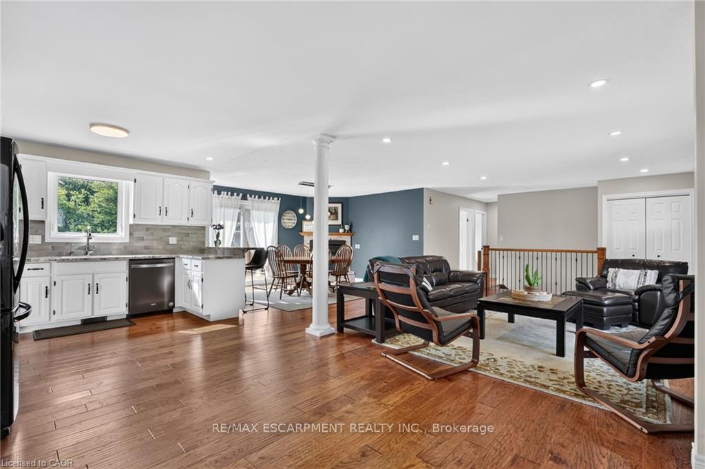 Photo 14 of 952 Robinson Road, Haldimand, Dunnville — HOMEH