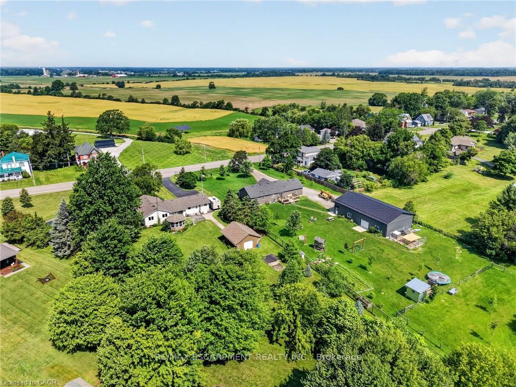 Photo 36 of 952 Robinson Road, Haldimand, Dunnville — HOMEH