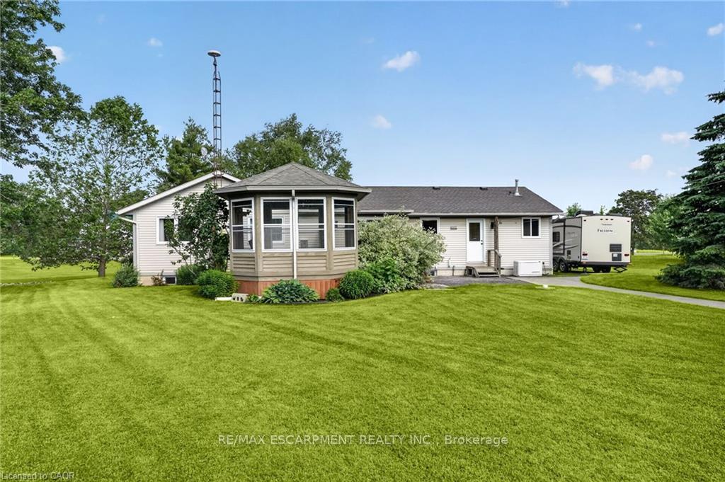 Photo 43 of 952 Robinson Road, Haldimand, Dunnville — HOMEH