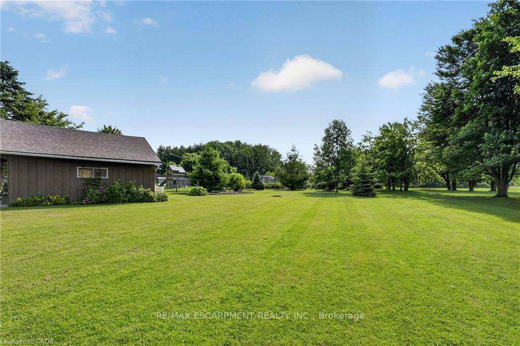 Photo 47 of 952 Robinson Road, Haldimand, Dunnville — HOMEH