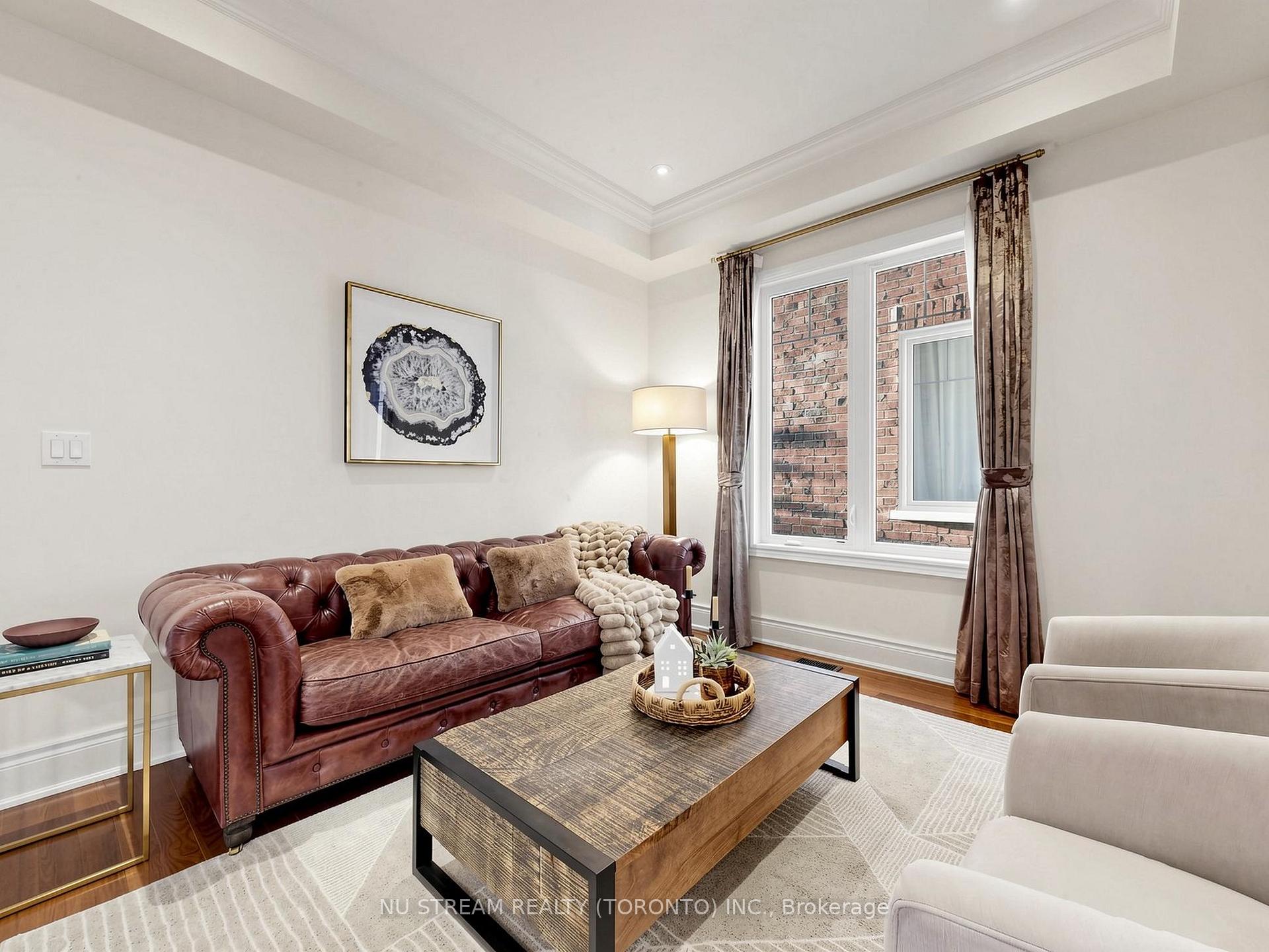 Photo 9 of 175 Timber Creek Boulevard, Vaughan, Kleinburg — HOMEH