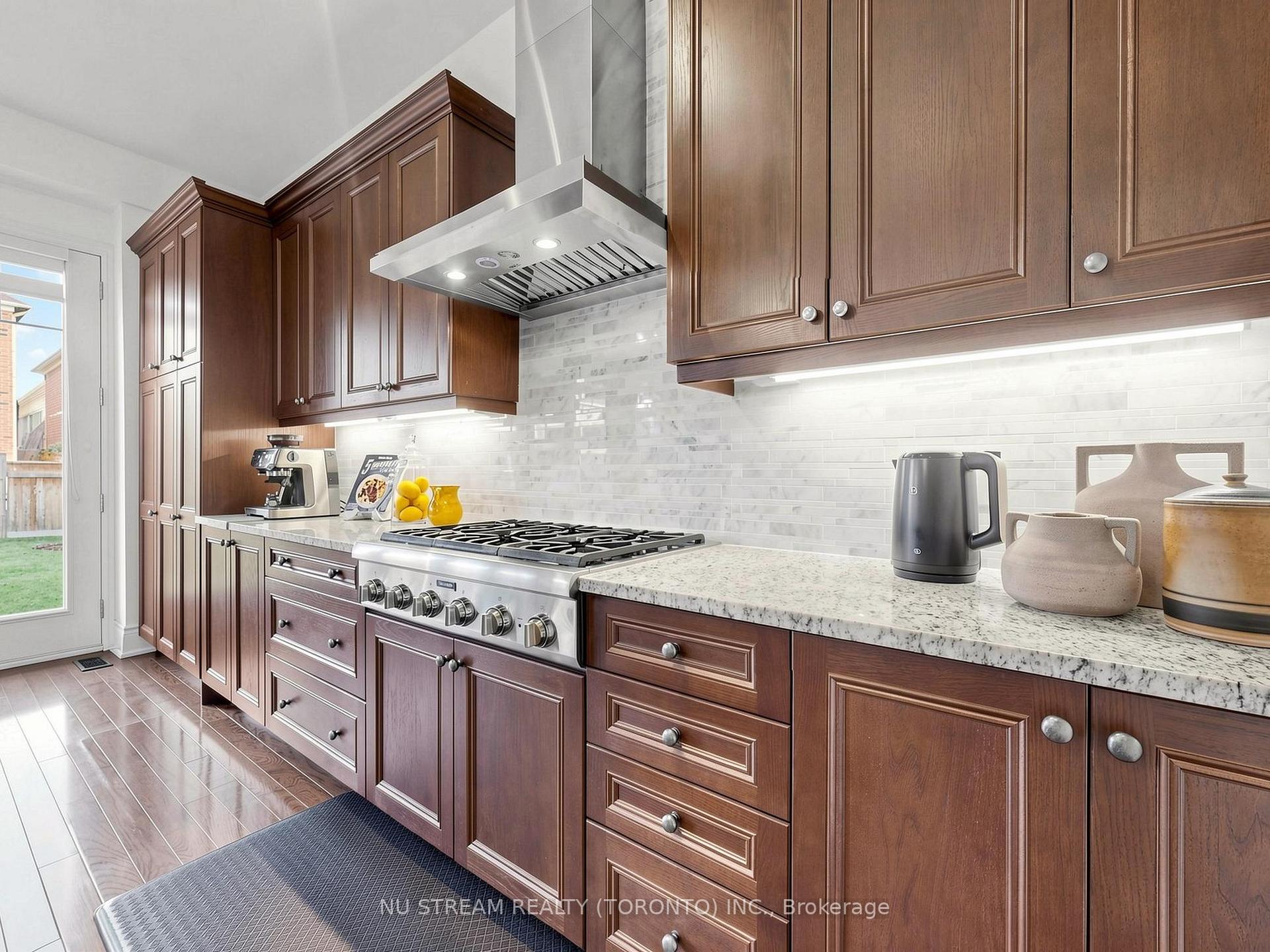 Photo 23 of 175 Timber Creek Boulevard, Vaughan, Kleinburg — HOMEH