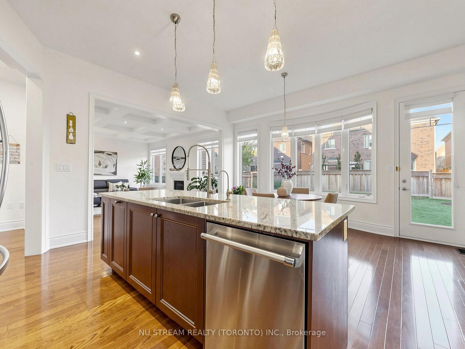 Photo 24 of 175 Timber Creek Boulevard, Vaughan, Kleinburg — HOMEH