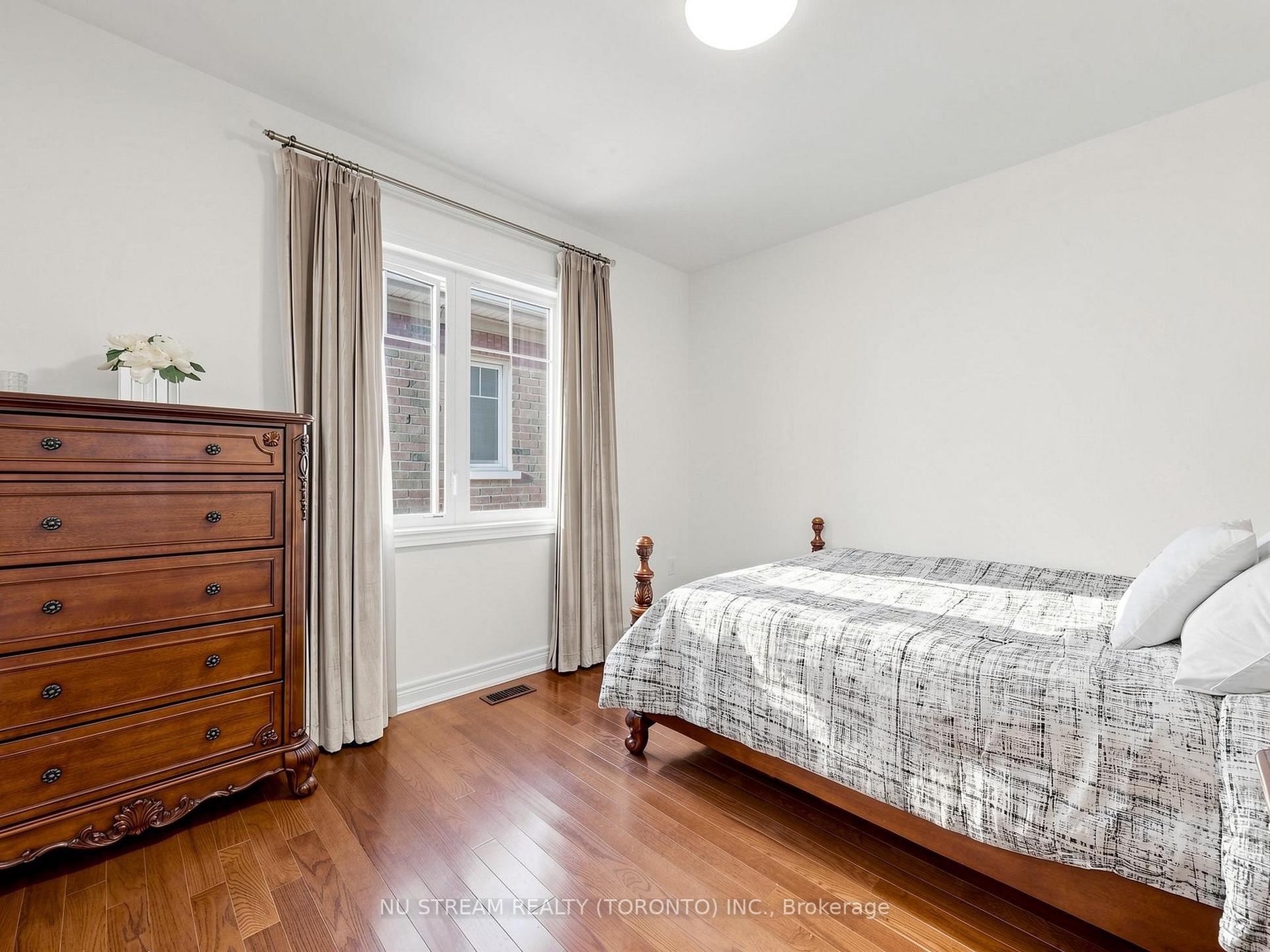 Photo 38 of 175 Timber Creek Boulevard, Vaughan, Kleinburg — HOMEH