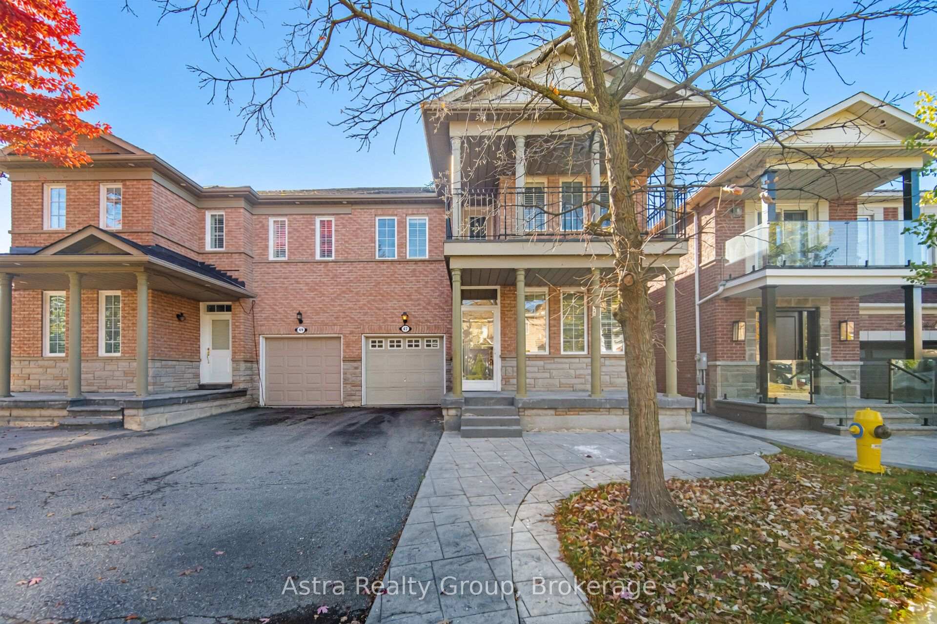 Photo 2 of 47 Reindeer Crescent, Vaughan, Vellore Village — HOMEH