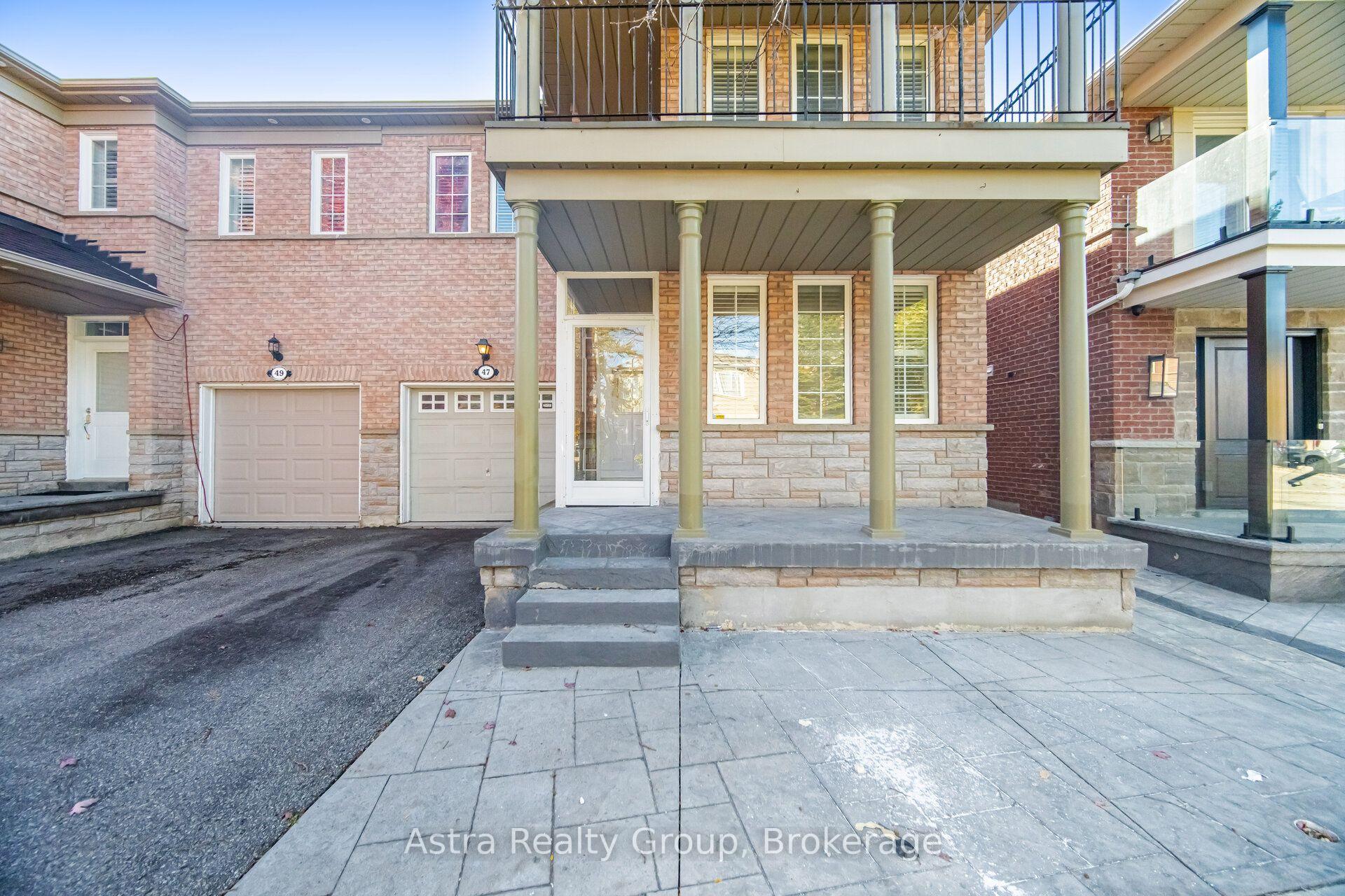 Photo 4 of 47 Reindeer Crescent, Vaughan, Vellore Village — HOMEH