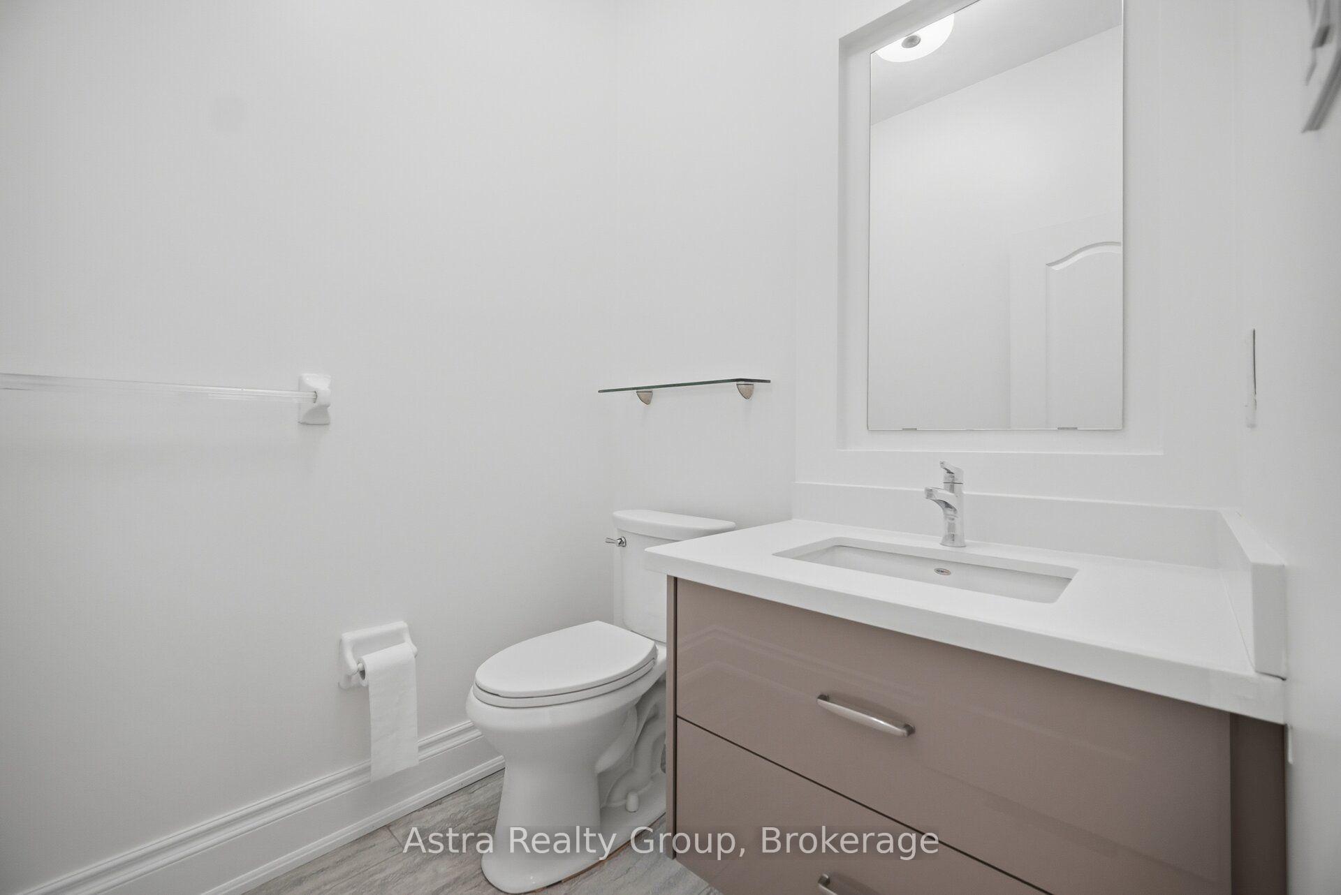 Photo 18 of 47 Reindeer Crescent, Vaughan, Vellore Village — HOMEH