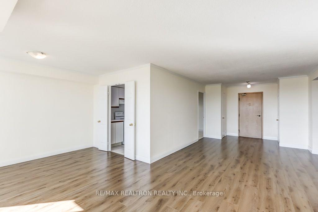 Photo 11 of Unit 1108, 7825 Bayview Avenue, Markham, Aileen-Willowbrook — HOMEH