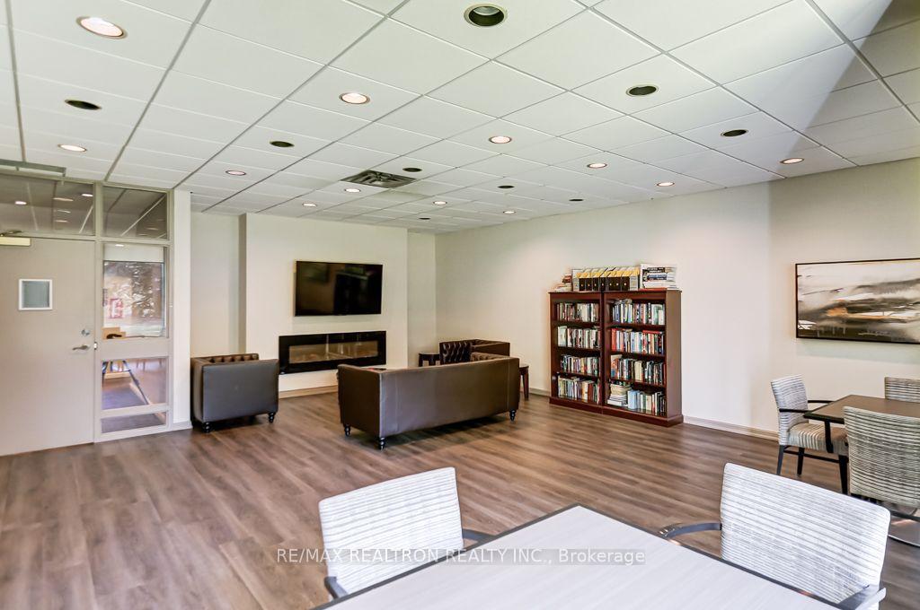 Photo 43 of Unit 1108, 7825 Bayview Avenue, Markham, Aileen-Willowbrook — HOMEH