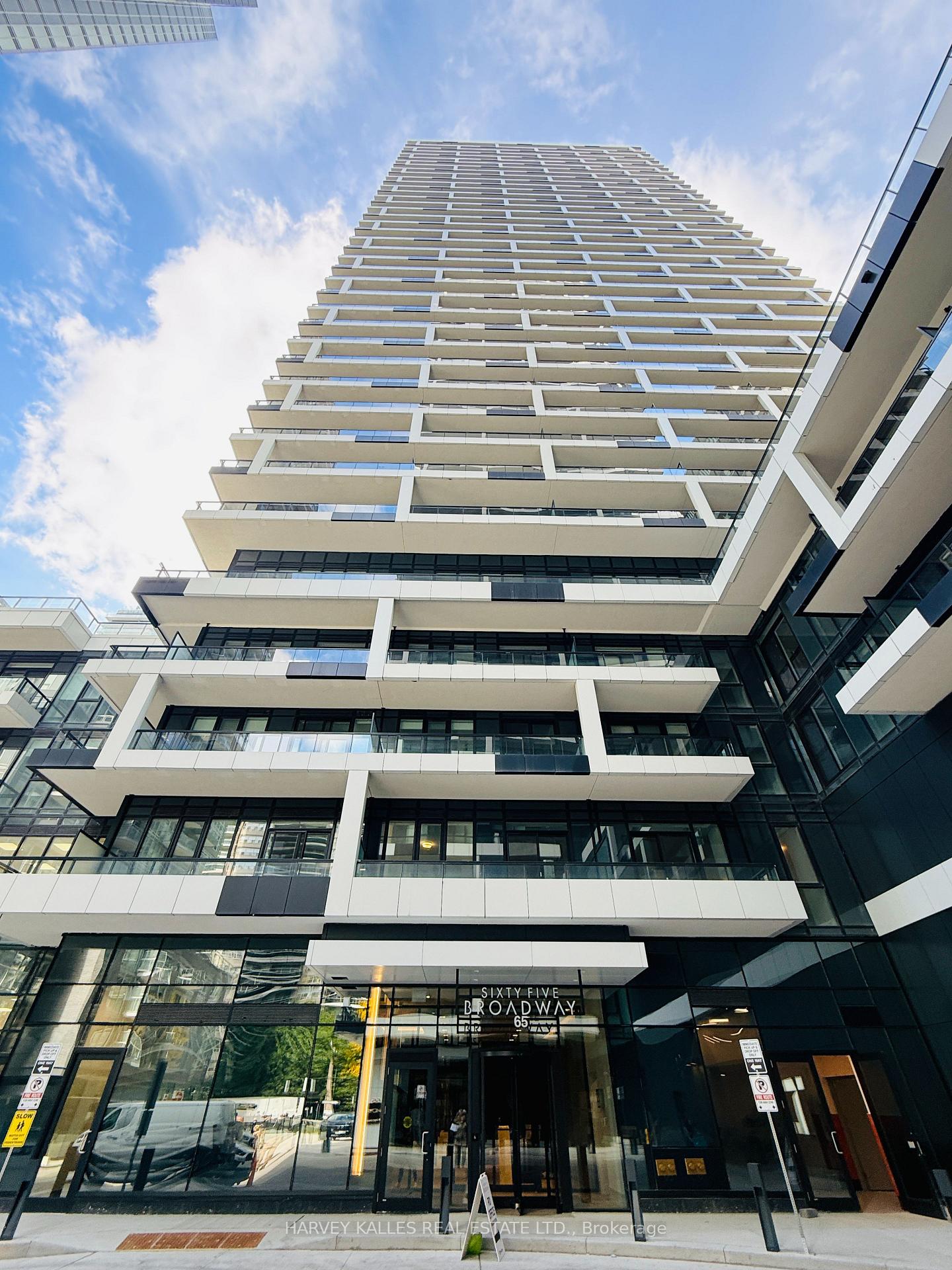 Photo 2 of Unit 704, 65 Broadway Avenue, Toronto, Mount Pleasant West — HOMEH