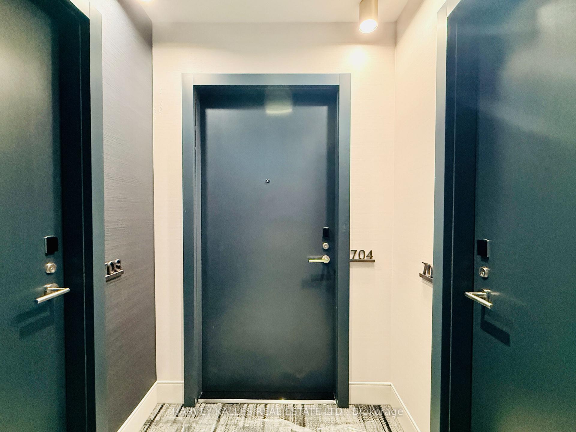 Photo 3 of Unit 704, 65 Broadway Avenue, Toronto, Mount Pleasant West — HOMEH