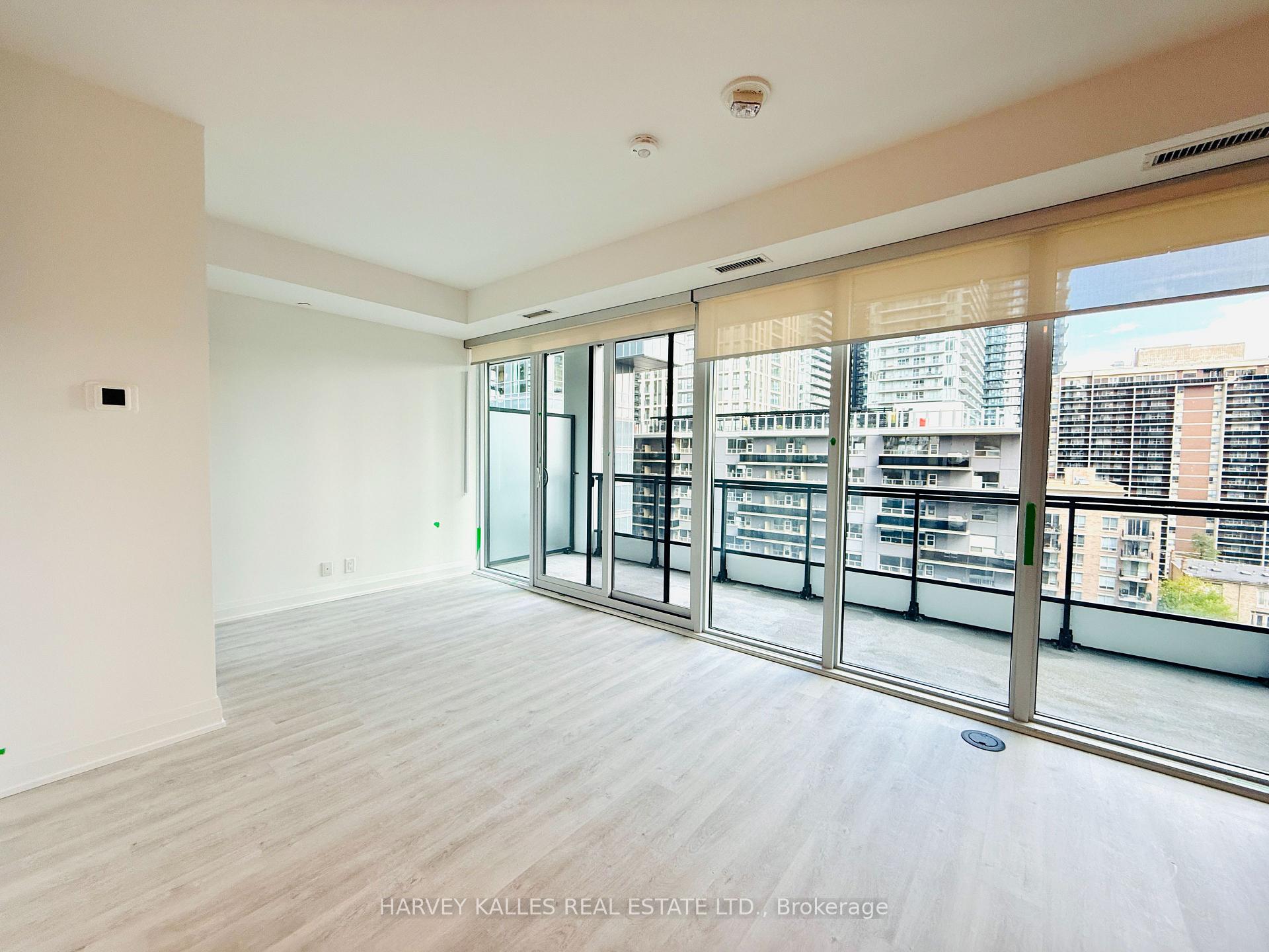 Photo 13 of Unit 704, 65 Broadway Avenue, Toronto, Mount Pleasant West — HOMEH