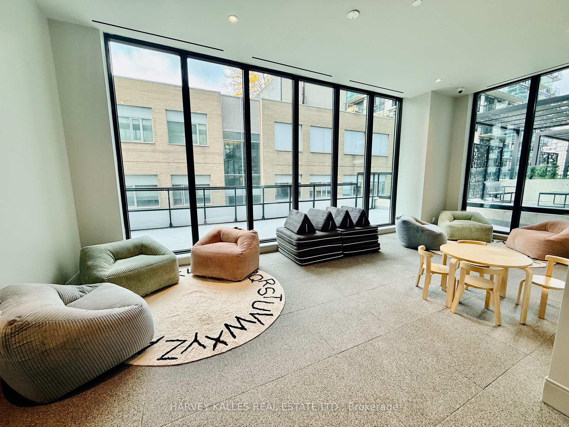 Photo 18 of Unit 704, 65 Broadway Avenue, Toronto, Mount Pleasant West — HOMEH