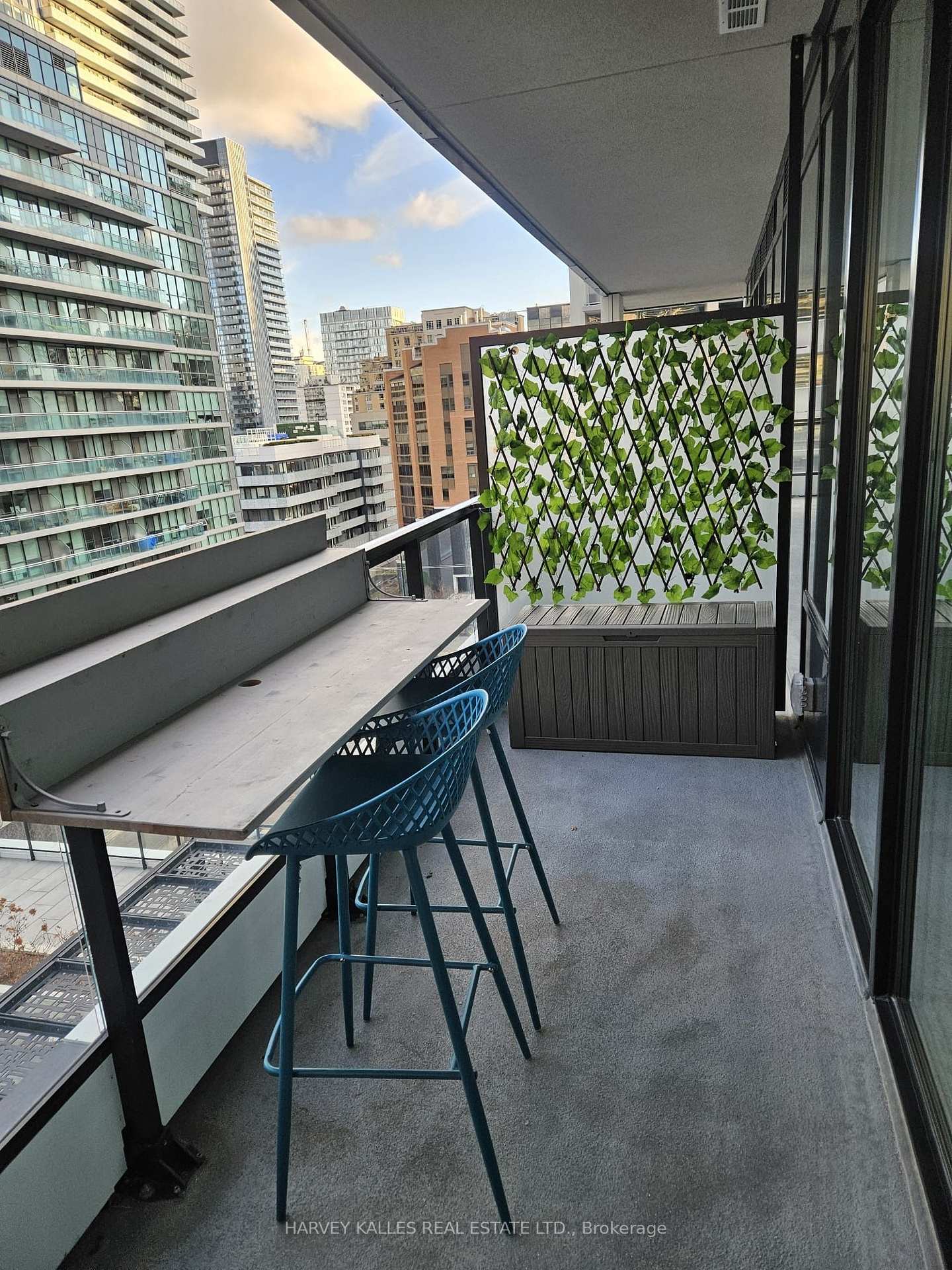 Photo 21 of Unit 704, 65 Broadway Avenue, Toronto, Mount Pleasant West — HOMEH