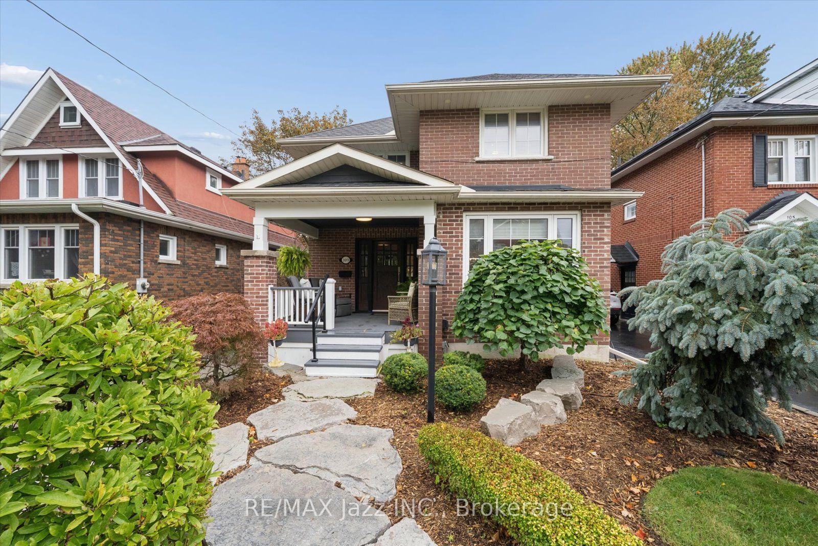 Photo 3 of 109 Lauder Road, Oshawa, O'Neill — HOMEH