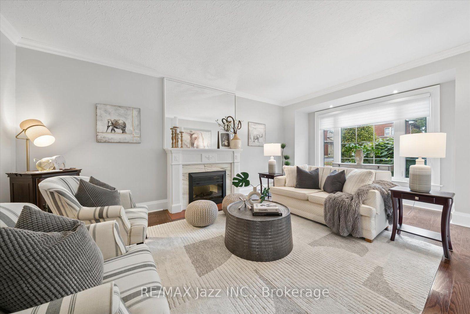 Photo 9 of 109 Lauder Road, Oshawa, O'Neill — HOMEH