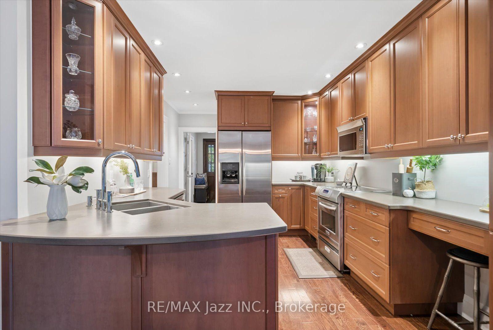 Photo 13 of 109 Lauder Road, Oshawa, O'Neill — HOMEH