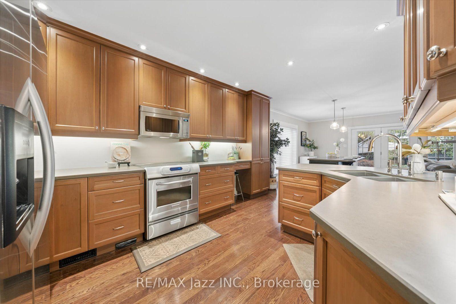 Photo 15 of 109 Lauder Road, Oshawa, O'Neill — HOMEH