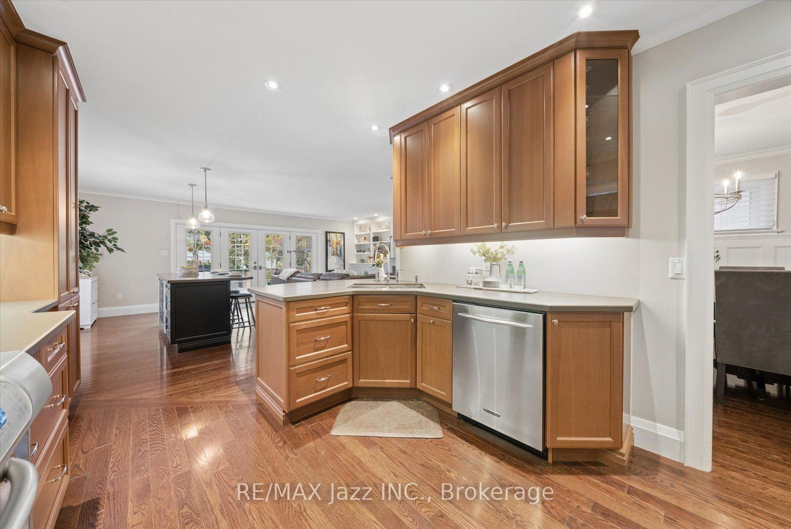 Photo 16 of 109 Lauder Road, Oshawa, O'Neill — HOMEH