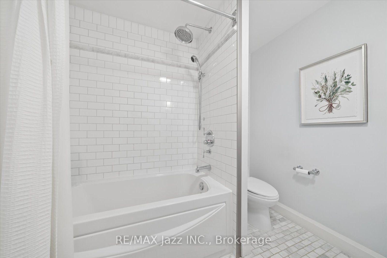 Photo 34 of 109 Lauder Road, Oshawa, O'Neill — HOMEH