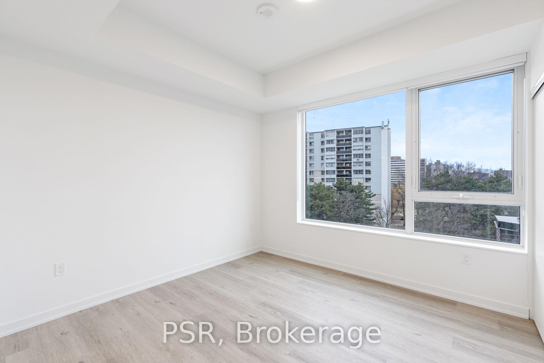 Photo 8 of Unit 409, 4365 Bloor Street W, Etobicoke, Markland Wood — HOMEH