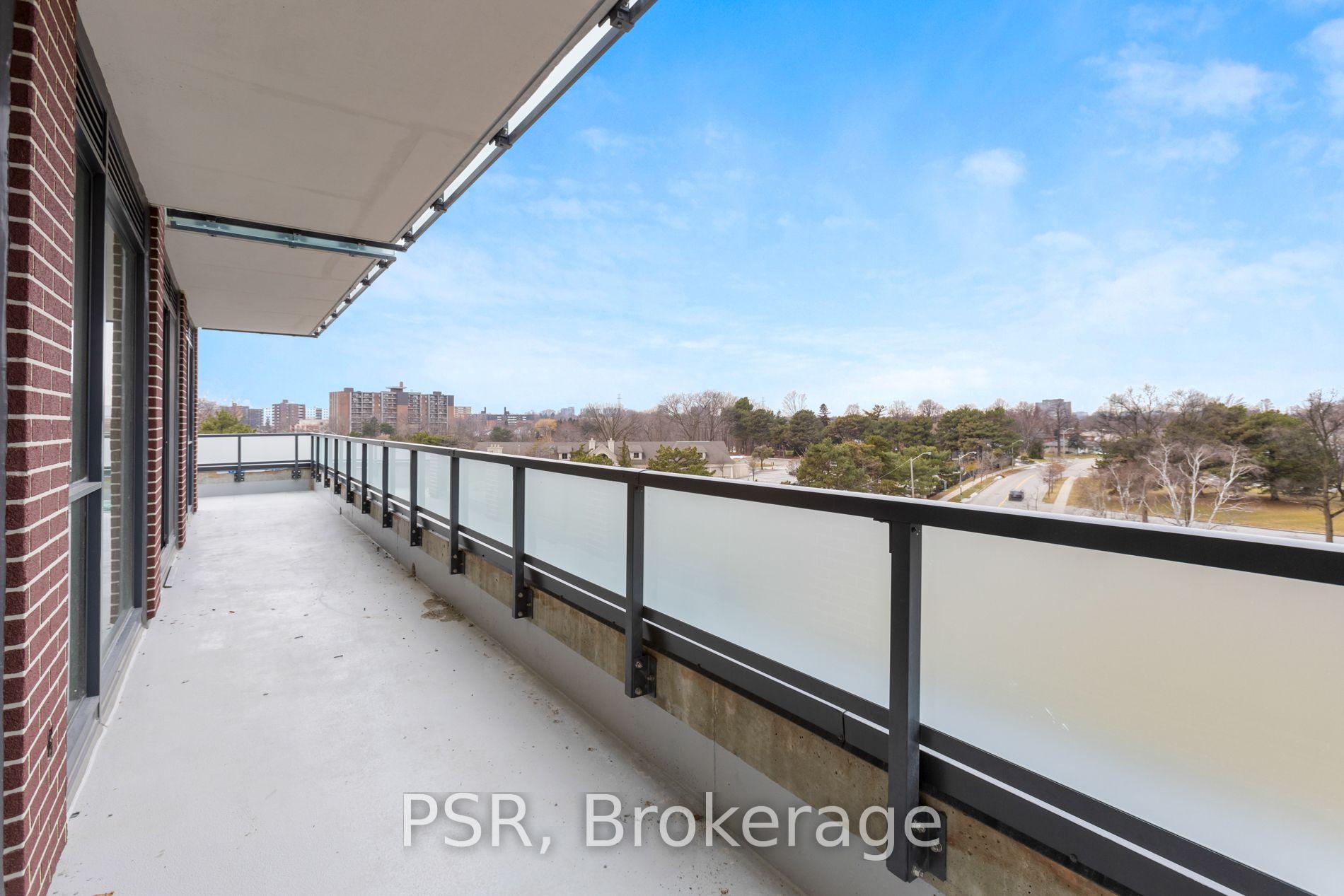 Photo 15 of Unit 409, 4365 Bloor Street W, Etobicoke, Markland Wood — HOMEH