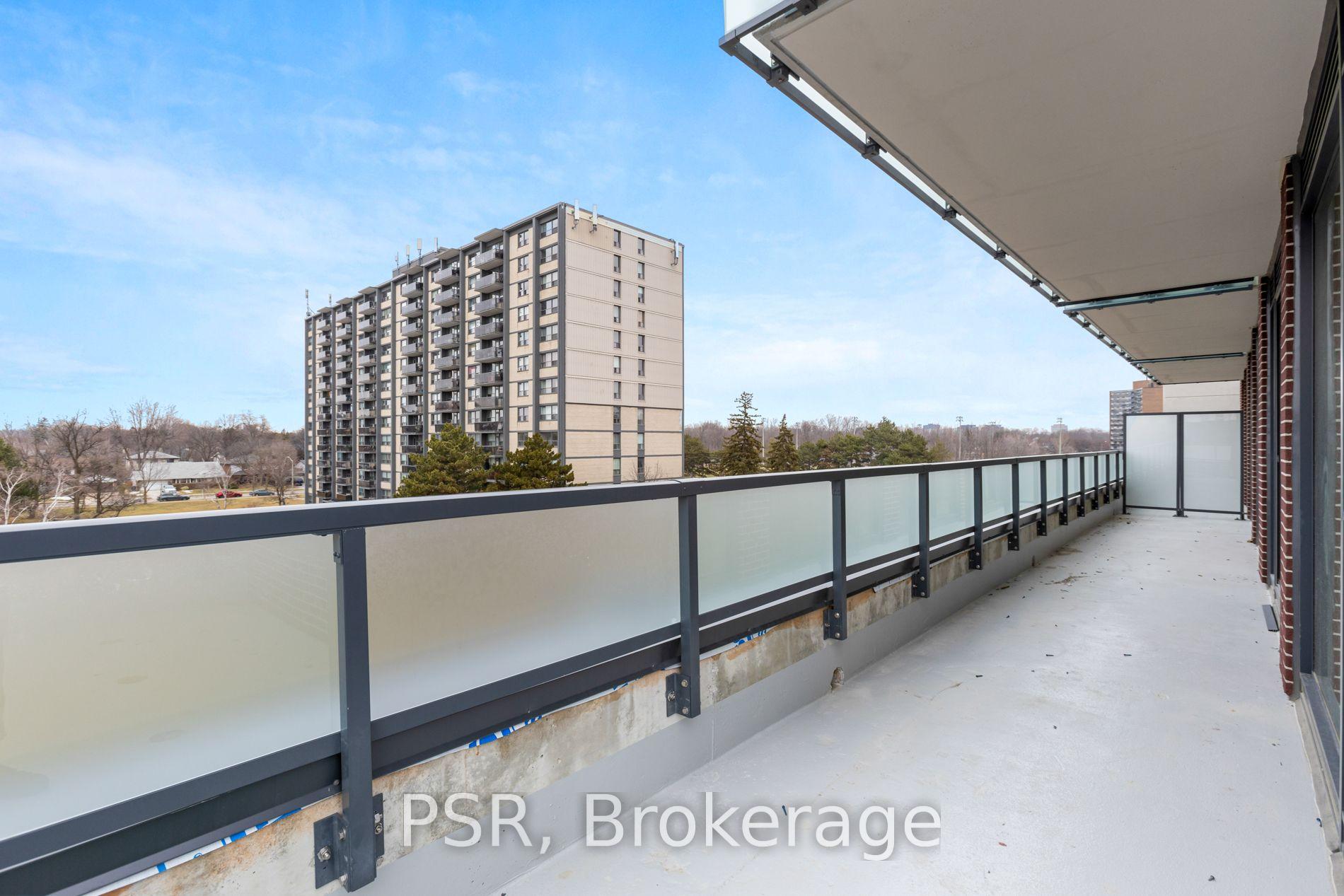 Photo 16 of Unit 409, 4365 Bloor Street W, Etobicoke, Markland Wood — HOMEH