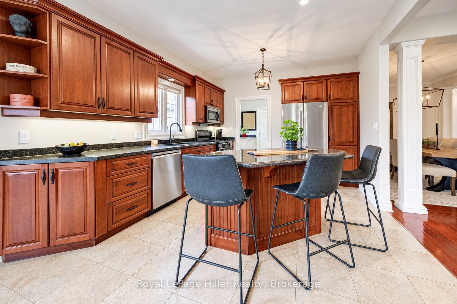 Photo 15 of 16 North Pointe Drive, Stratford — HOMEH