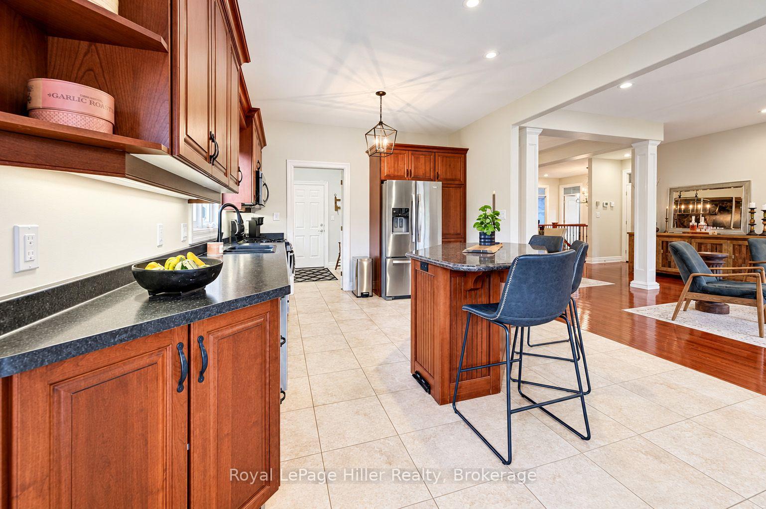 Photo 16 of 16 North Pointe Drive, Stratford — HOMEH