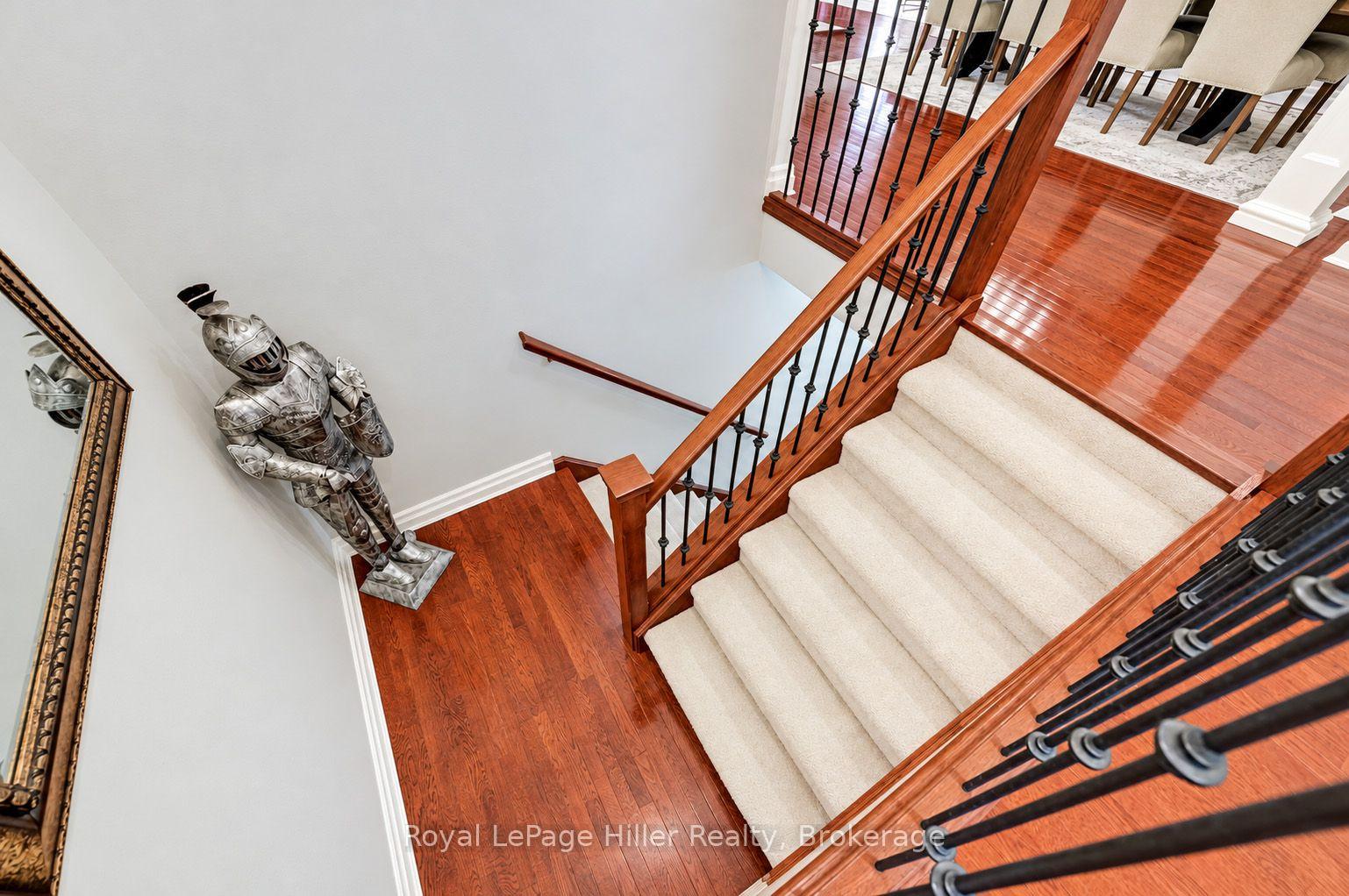 Photo 24 of 16 North Pointe Drive, Stratford — HOMEH