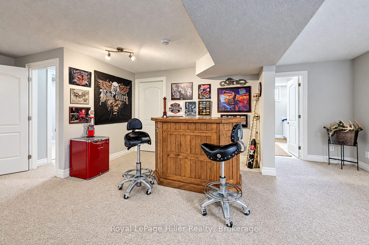 Photo 32 of 16 North Pointe Drive, Stratford — HOMEH