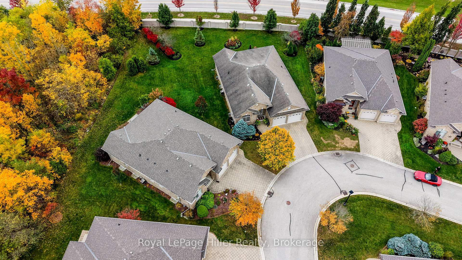 Photo 46 of 16 North Pointe Drive, Stratford — HOMEH