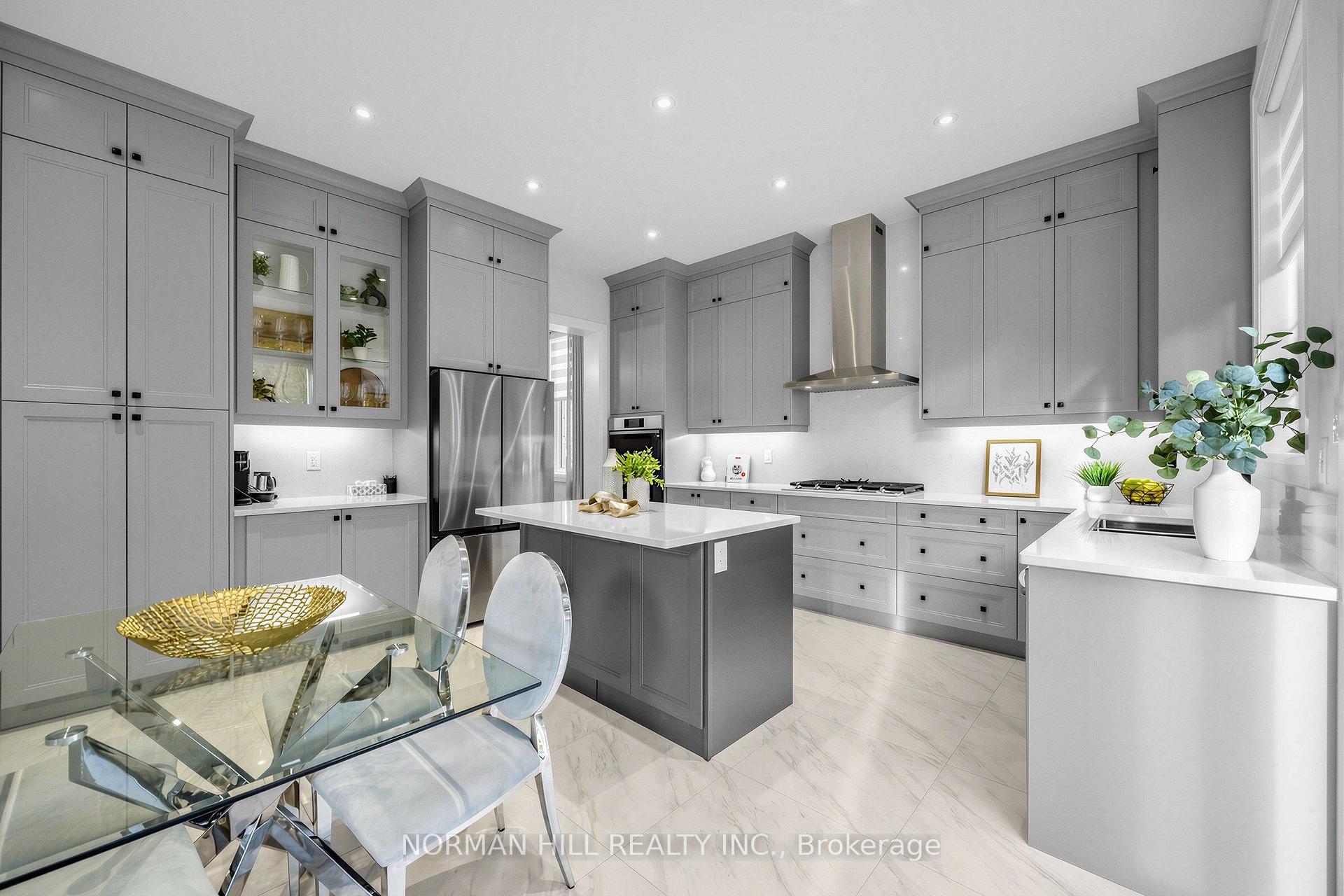 Photo 9 of 129 Antibes Drive, Brampton, Credit Valley — HOMEH