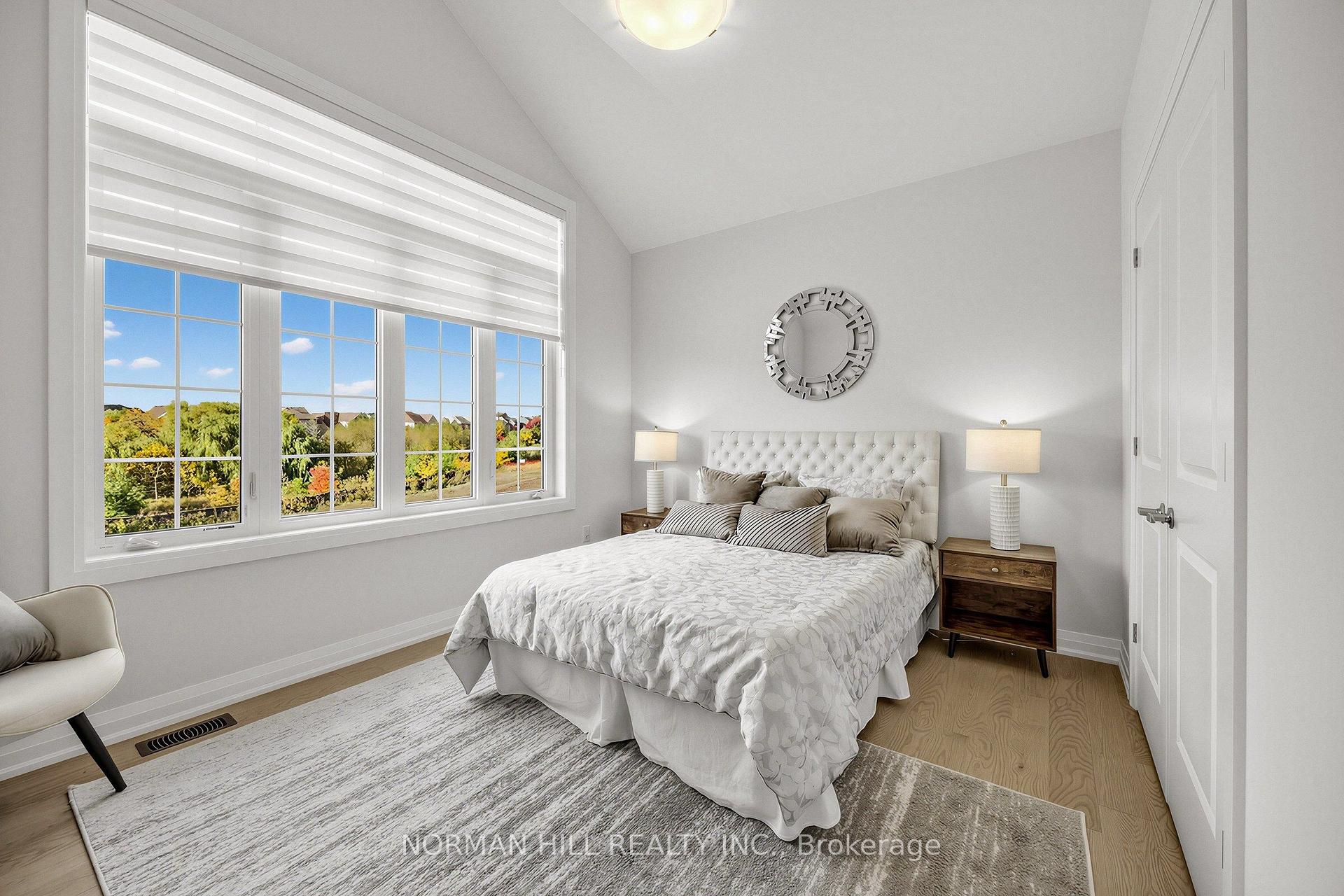 Photo 13 of 129 Antibes Drive, Brampton, Credit Valley — HOMEH