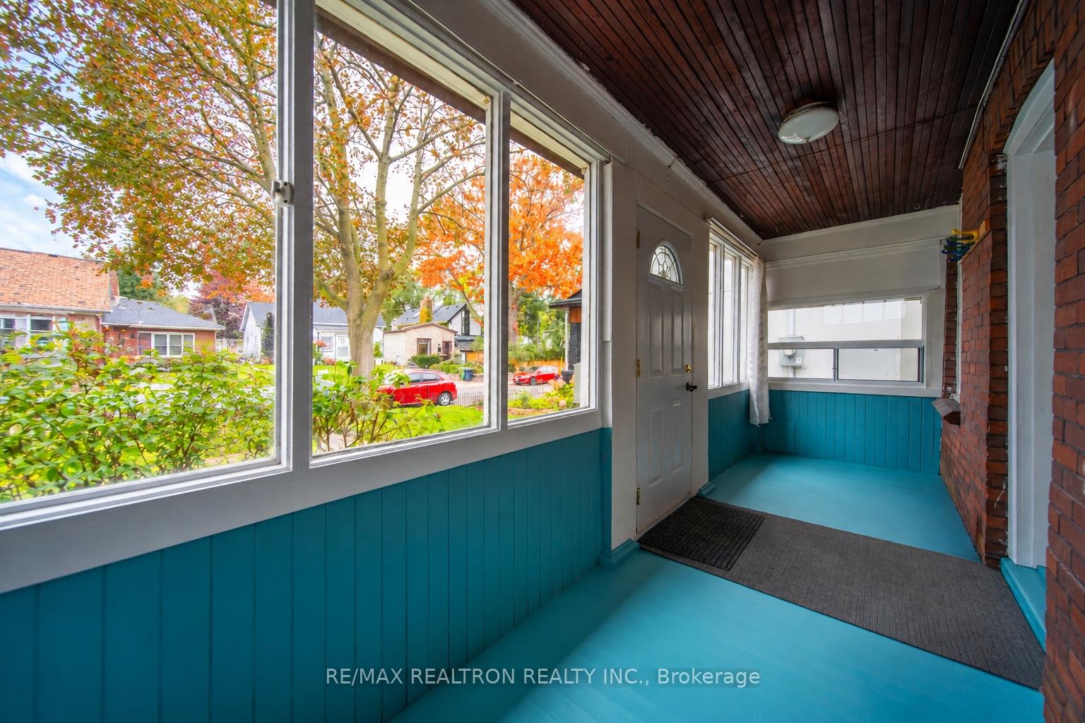 Photo 6 of 353 Rhodes Avenue, Toronto, Greenwood-Coxwell — HOMEH