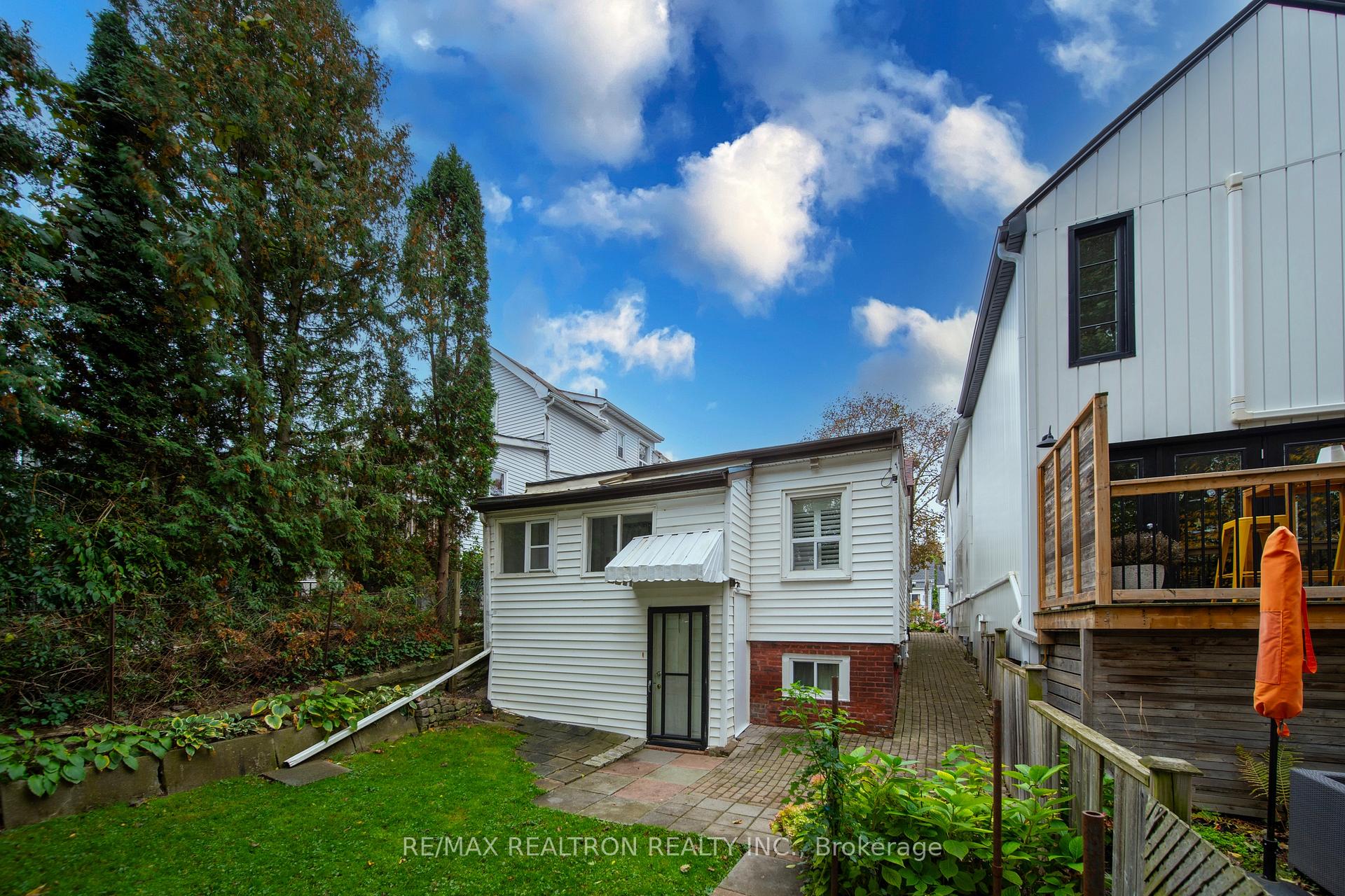 Photo 28 of 353 Rhodes Avenue, Toronto, Greenwood-Coxwell — HOMEH